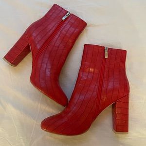 PrettyLittleThing Booties
